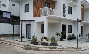 For Sale Smart house - 3 BR, 2 T&B, w/ carport,Near ICA School , Catholic School, 10 minutes away from UMC, DLSU and SM Dasma, Accessible to Aguinaldo