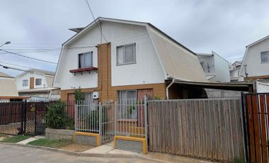 ARRIENDO CASA VILLA ALEMANA CONDOMINIO EN BERNARDO LEIGHTON