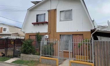 ARRIENDO CASA VILLA ALEMANA CONDOMINIO EN BERNARDO LEIGHTON