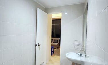 SEASON CITY APARTMENT 2 BEDROOM POOL VIEW