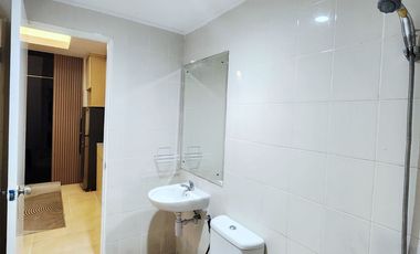 SEASON CITY APARTMENT 2 BEDROOM POOL VIEW