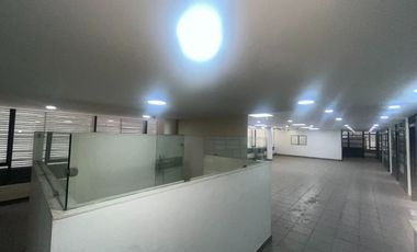 Edificio Comercial en Arriendo, en el Centro de la ciudad