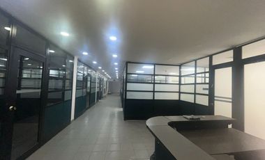 Edificio Comercial en Arriendo, en el Centro de la ciudad