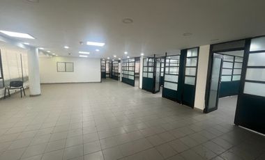 Edificio Comercial en Arriendo, en el Centro de la ciudad