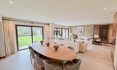 Casa en condominio en venta en Bosques de las Lomas Miguel Hidalgo