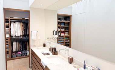 Casa en condominio en venta en Bosques de las Lomas Miguel Hidalgo