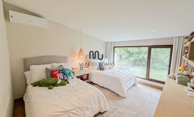 Casa en condominio en venta en Bosques de las Lomas Miguel Hidalgo