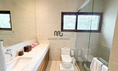 Casa en condominio en venta en Bosques de las Lomas Miguel Hidalgo