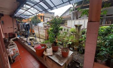 DIJUAL RUMAH LOKASI STRATEGIS COCOK UNTUK TEMPAT USAHA DAN KANTOR DI CIJERAH