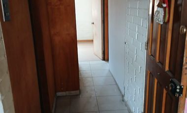 CASA DE DOS PISOS EN BARRIO RESIDENCIAL EN MAIPU