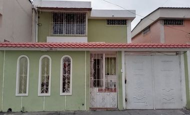 CASA EN VENTA – LA GARZOTA 2