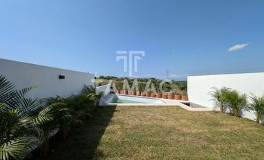 PREVENTA DE CASA CON ALBERCA EN XOCHITEPEC