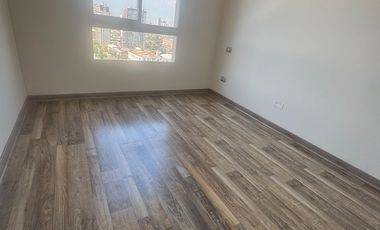 Lindo departamento estilo mariposa en Santiago centro