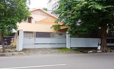 Bangunan 1 Lt Raya Biliton Pusat Kota dekat Bali Gubeng