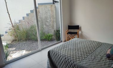 nuevo con estilo vanguardista con jardin zonz boscosa