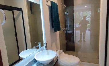 nuevo con estilo vanguardista con jardin zonz boscosa