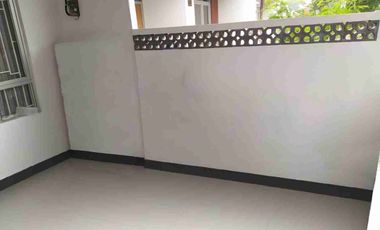 Dijual cepat rumah siap pakai full renovasi semi furnished bonus plus plus di Citra Maja City 2 lokasi strategis