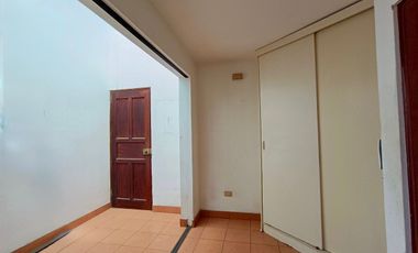 GRAN OPORTUNIDAD EN SURCO: EXCLUSIVO DÚPLEX DE 5 DORMITORIOS CON ESTACIONAMIENTO