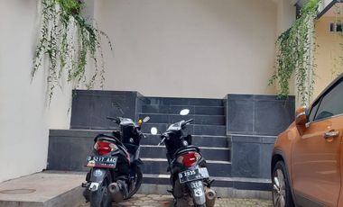 Rumah Mainroad Sarijadi Cocok Untuk Rumah atau Usaha/Cafe