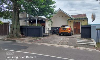 Rumah Mainroad Sarijadi Cocok Untuk Rumah atau Usaha/Cafe