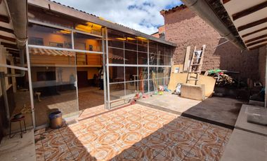EN VENTA CASA COMO TERRENO EN SANTA ANA CUSCO
