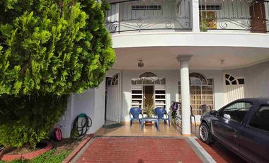 Venta de casa de dos Pisos en conjunto cerrado por la calle 18,al oriente de la ciudad de neiva