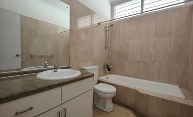 Haji Abu 11B Lembonghouse Complex