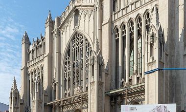 EN VENTA DEPARTAMENTO DUPLEX DE 2 PISOS, 3 DORMITORIOS, 2 BAÑOS, COCINA, LOGIA, EXCELENTE UBICACIÓN