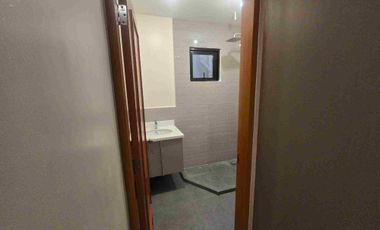 Sulit size superb location San Juan Townhouse 1 parking