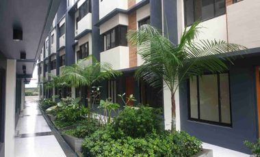 Sulit size superb location San Juan Townhouse 1 parking