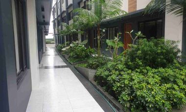 Sulit size superb location San Juan Townhouse 1 parking