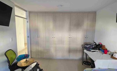 Venta de casa de 3 pisos en conjunto cerrado al oriente de la ciudad de neiva