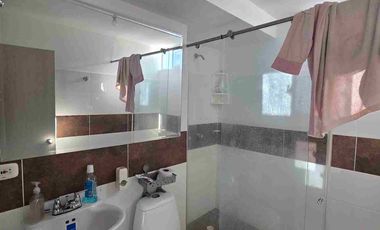 Venta de casa de 3 pisos en conjunto cerrado al oriente de la ciudad de neiva