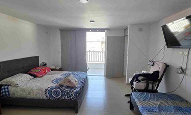 Venta de casa de 3 pisos en conjunto cerrado al oriente de la ciudad de neiva
