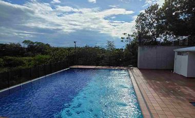 Venta de casa de 3 pisos en conjunto cerrado al oriente de la ciudad de neiva