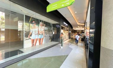 LOCAL COMERCIAL EN VENTA CENTRO COMERCIAL MAYORCA SABANETA