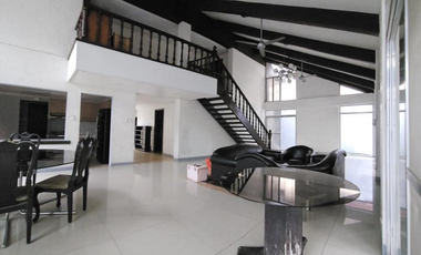 4BR Townhouse with 4- car Garage in Valle Verde 2, Pasig City