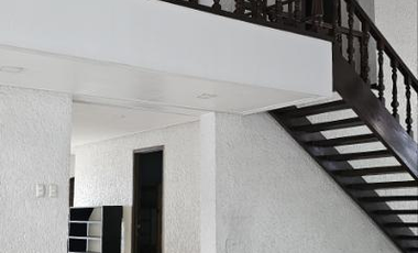 4BR Townhouse with 4- car Garage in Valle Verde 2, Pasig City