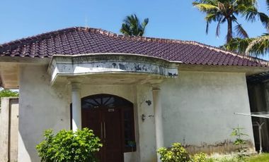 Dijual Rumah Gaya Klasik Eropa – Glagah, Banyuwangi