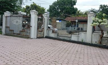 Dijual Rumah Gaya Klasik Eropa – Glagah, Banyuwangi
