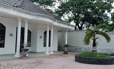 Dijual Rumah Gaya Klasik Eropa – Glagah, Banyuwangi