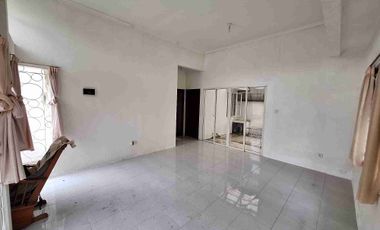 Rumah Hook Murah di Jalan Utama Cluster Terdepan Rancamaya Golf Estate