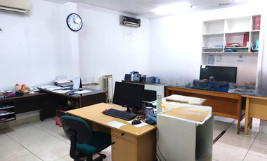 Kantor siap pakai 2lt 20x20 400m Cengkareng Jakarta Barat