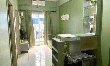 Apartemen center point 2 bed room furnish dekat toll dan LRT bekasi barat