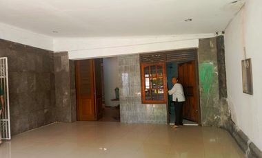 DIJUAL RUMAH BESAR FURNISH DEKAT KAMBANG IWAK PALEMBANG