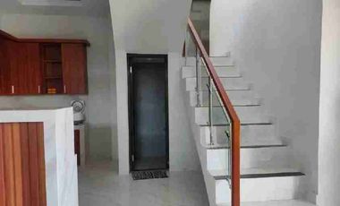DiJual Rumah Baru Lantai 2 ,Jl Sedap Malam Dekat Sanur