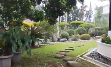 FOR SALE AT CHEAPEAST PRICE A WELL MAINTAINED LUXURIOUS VILLA IN CIMACAN PUNCAK.