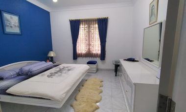 FOR SALE AT CHEAPEAST PRICE A WELL MAINTAINED LUXURIOUS VILLA IN CIMACAN PUNCAK.