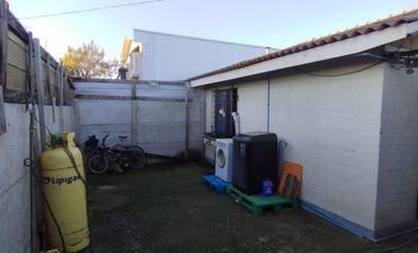 SE VENDE CASA EN LOS ROBLES QUILLOTA