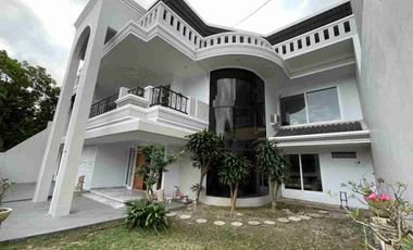 Dijual Rumah Mewah Modern di Gatot Subroto Tengah Denpasar Bali